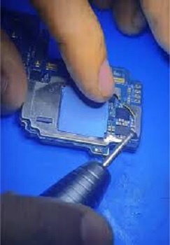 samsung-galaxy-s24-zamina-power-ic